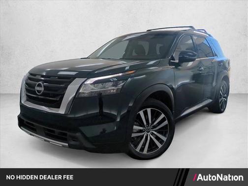 Obsidian Green Pearl 2024 Nissan Pathfinder Platinum FWD