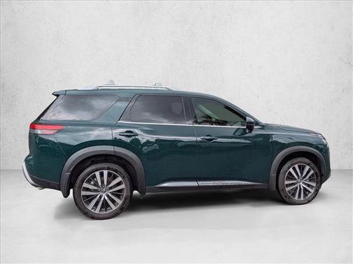 Obsidian Green Pearl 2024 Nissan Pathfinder Platinum FWD