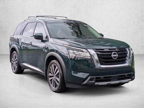 Obsidian Green Pearl 2024 Nissan Pathfinder Platinum FWD