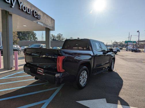 2022 Toyota Tundra SR5