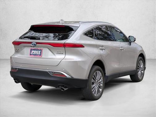 2022 Toyota Venza XLE