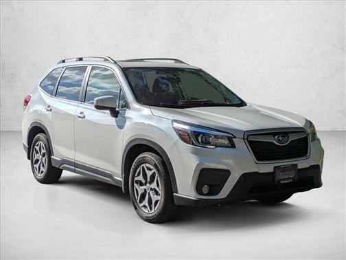 Crystal White Pearl 2019 Subaru Forester Premium