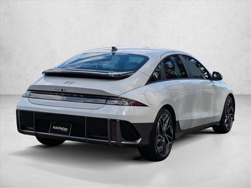 2025 Hyundai IONIQ 6 SEL