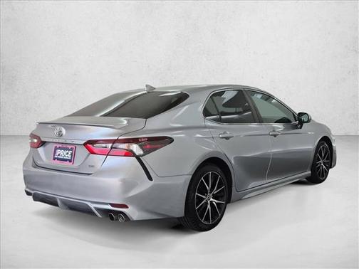 Celestial Silver Metallic 2024 Toyota Camry SE