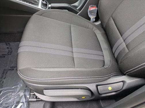 Lunar White 2026 Hyundai VENUE SEL
