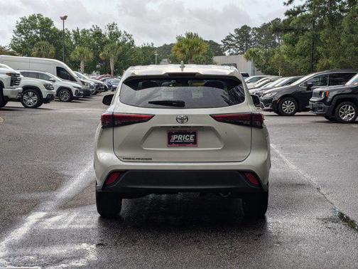 2021 Toyota Highlander L