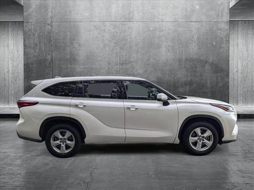 2021 Toyota Highlander L