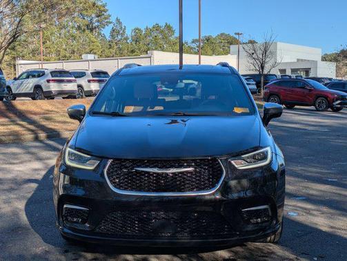 2022 Chrysler Pacifica L