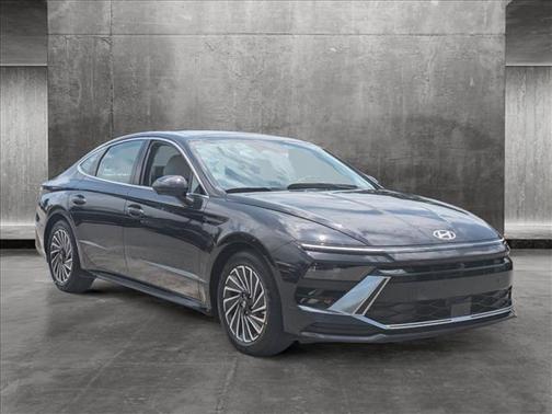 2024 Hyundai SONATA Hybrid Limited