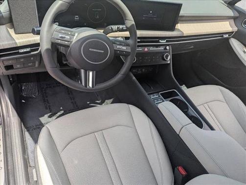 2024 Hyundai SONATA Hybrid Limited
