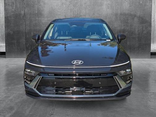 2024 Hyundai SONATA Hybrid Limited