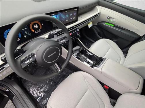 Phantom Black 2025 Hyundai TUCSON SEL