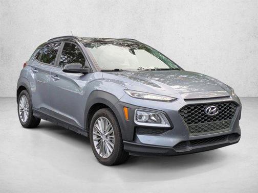 Sonic Silver w/Black Roof 2019 Hyundai KONA SEL