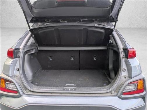 Sonic Silver w/Black Roof 2019 Hyundai KONA SEL