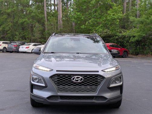 Sonic Silver w/Black Roof 2019 Hyundai KONA SEL
