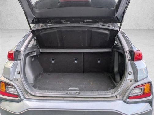 Sonic Silver w/Black Roof 2019 Hyundai KONA SEL