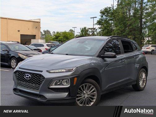 Sonic Silver w/Black Roof 2019 Hyundai KONA SEL