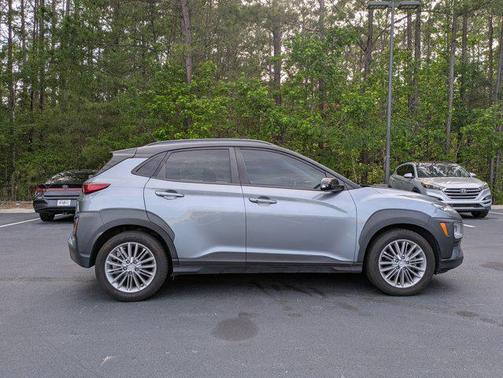 Sonic Silver w/Black Roof 2019 Hyundai KONA SEL