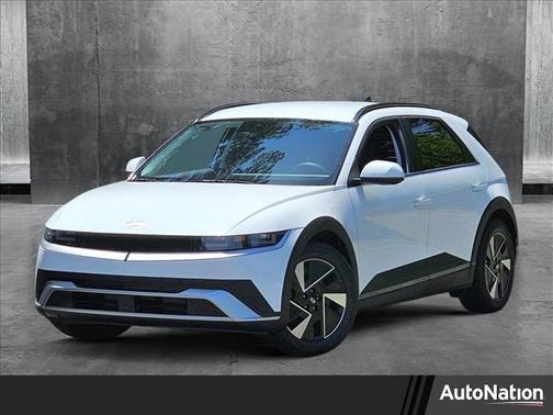 2025 Hyundai IONIQ 5 SEL