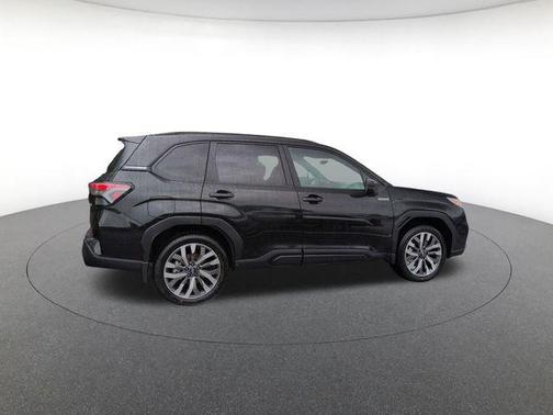 Crystal Black 2026 Subaru Forester Hybrid Touring