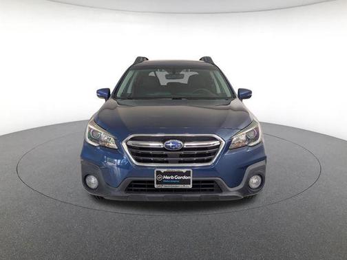 Abyss Blue Pearl 2019 Subaru Outback 2.5i Premium