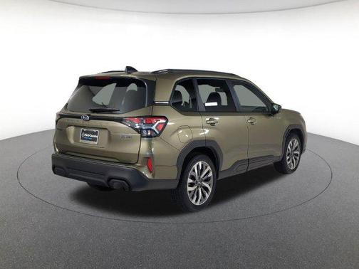 Green Metallic 2025 Subaru Forester Hybrid Touring