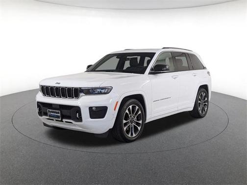2022 Jeep Grand Cherokee Overland