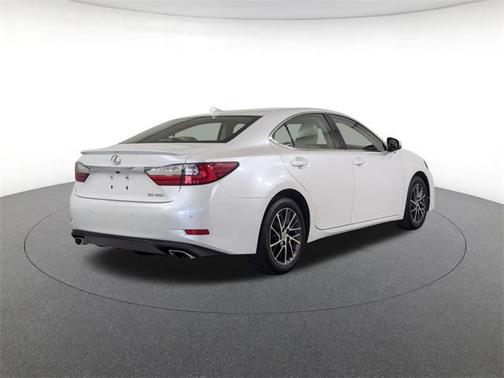 2016 Lexus ES 350 Base