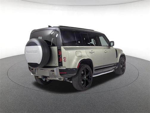 2023 Land Rover Defender 110 X-Dynamic SE