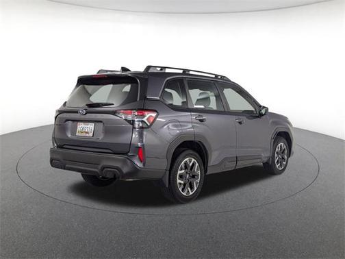 2025 Subaru Forester Base