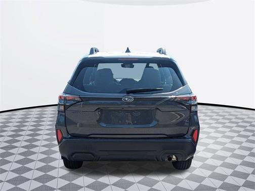 2025 Subaru Forester Base