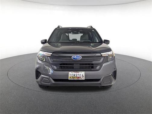 2025 Subaru Forester Base