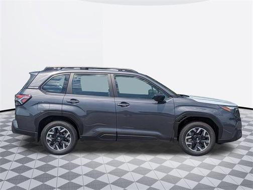 2025 Subaru Forester Base