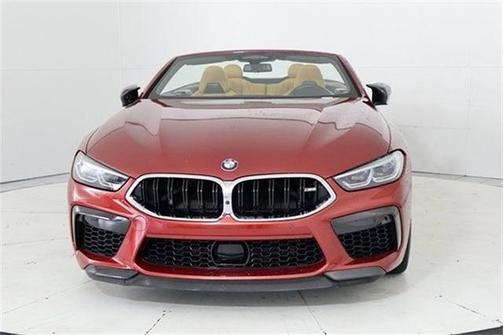 Photo 3 of 28 of 2020 BMW M8 Base