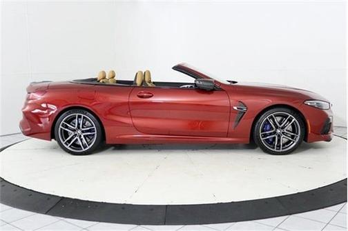 Photo 5 of 28 of 2020 BMW M8 Base