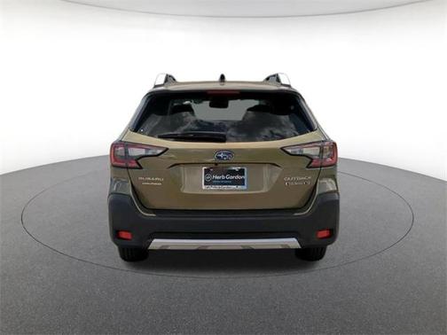 2025 Subaru Outback Touring XT