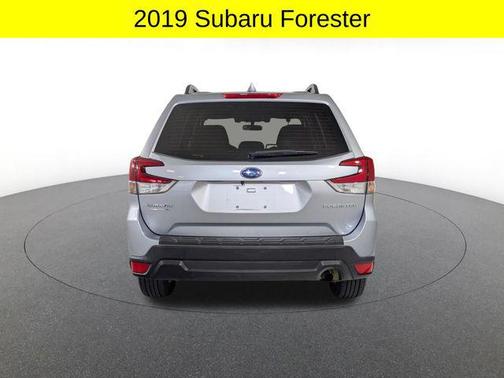 Ice Silver Metallic 2019 Subaru Forester Base