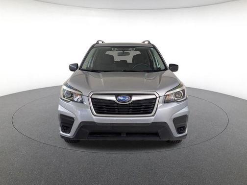 Ice Silver Metallic 2019 Subaru Forester Base
