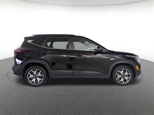 2022 Kia Seltos EX