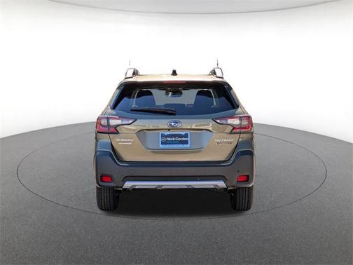2025 Subaru Outback Touring XT