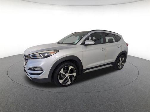 Molten Silver 2017 Hyundai TUCSON Limited