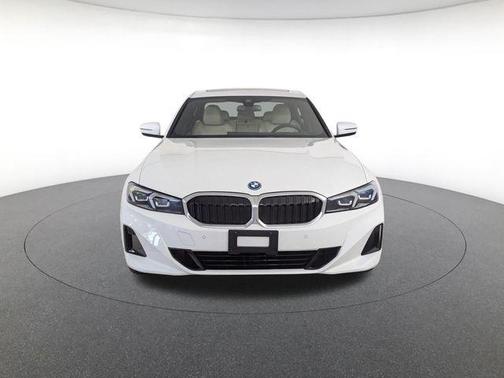 2024 BMW 330e xDrive