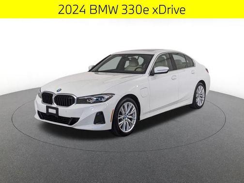Alpine White 2024 BMW 330e xDrive