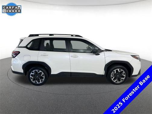2025 Subaru Forester Base