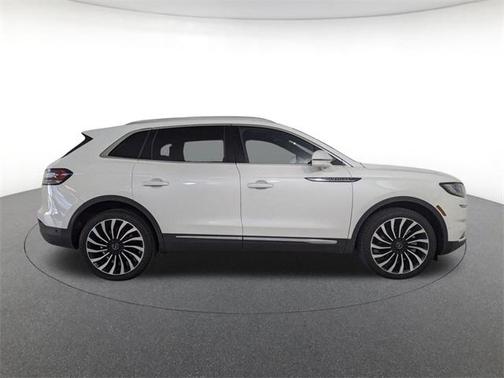 2022 Lincoln Nautilus Black Label