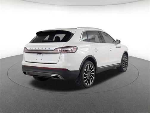 2022 Lincoln Nautilus Black Label