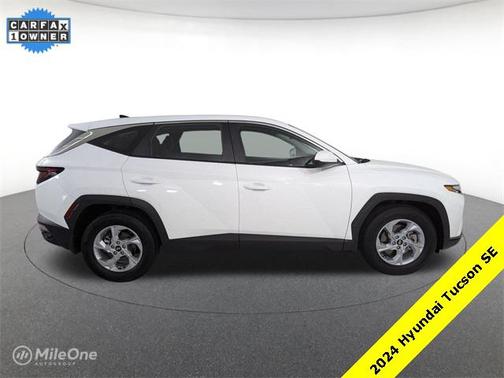 2024 Hyundai TUCSON SE