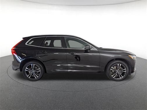 2019 Volvo XC60 T5 Momentum