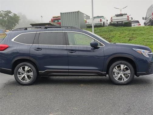 2025 Subaru Ascent Premium 8-Passenger