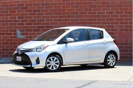 2015 Toyota Yaris L
